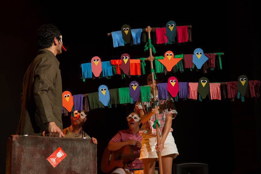 Peças para o público infantojuvenil no Festival de Curitiba