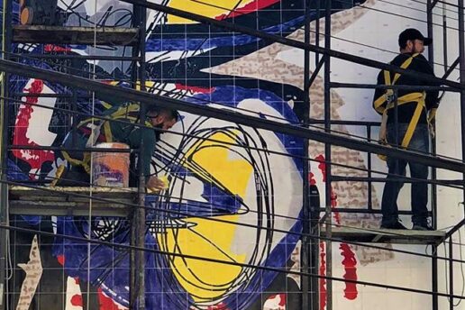 Artista curitibano entrega à cidade 1° Mural sobre Mobilidade Urbana