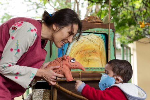 Microuniverso de personagens de papel é apresentado para crianças em tratamento no Hospital Pequeno Príncipe