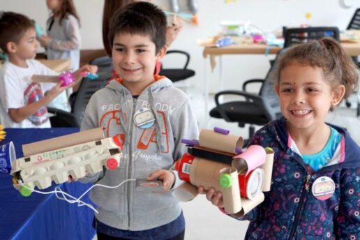 Startup de tecnologia inaugura sua primeira escola modelo em Curitiba