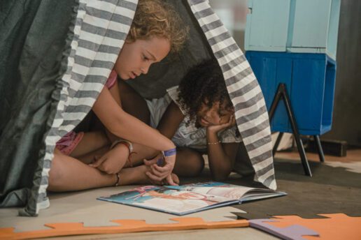 “Leia com uma criança”, do Itaú Social, inicia campanha de 2022