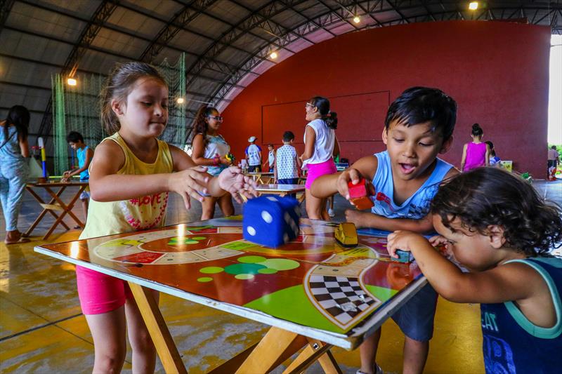 Espaços com programação gratuita pra criançada curtir o término das férias