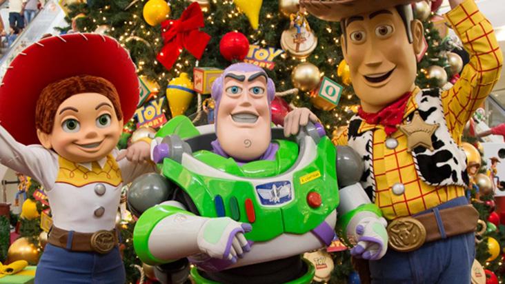 Personagens do Toy Story no Shopping Estação