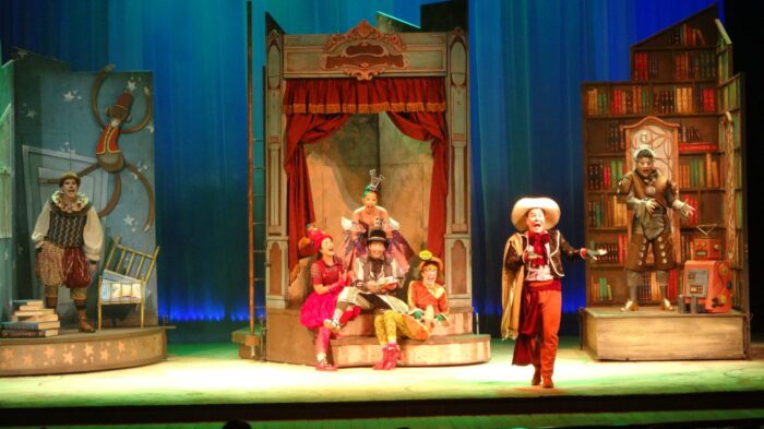 Musical infantil Casa de Brinquedos, de Toquinho, se apresenta em Curitiba