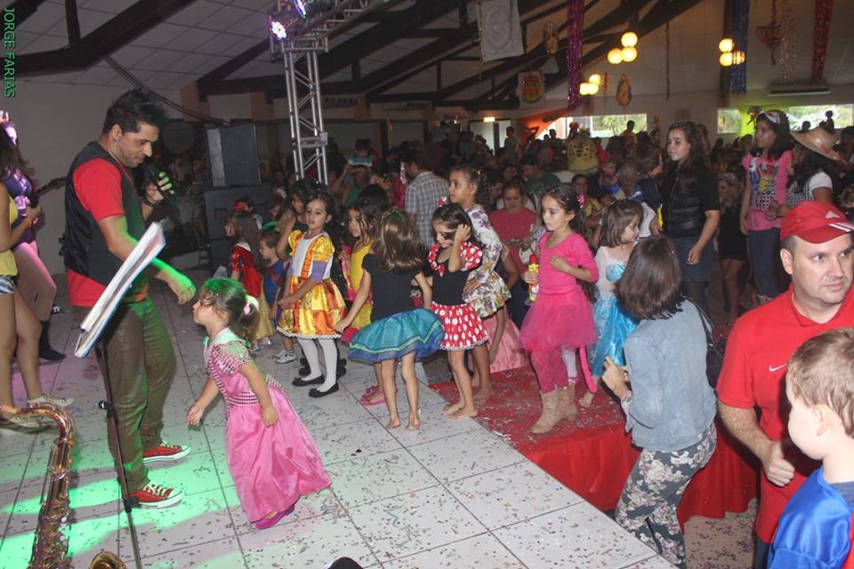 Carnaval Infantil no Clube 3 Marias
