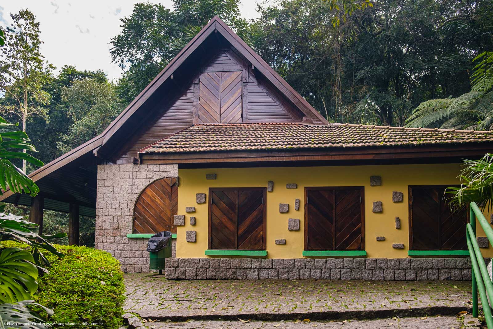 Fevereiro na Casa Encantada do Bosque Alemão