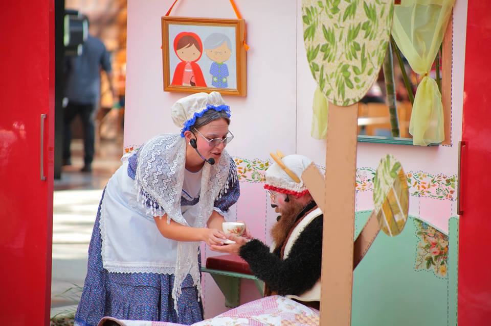 Chapeuzinho Vermelho e o Lobo Bom em apresentação GRATUITA no Sesi Portão
