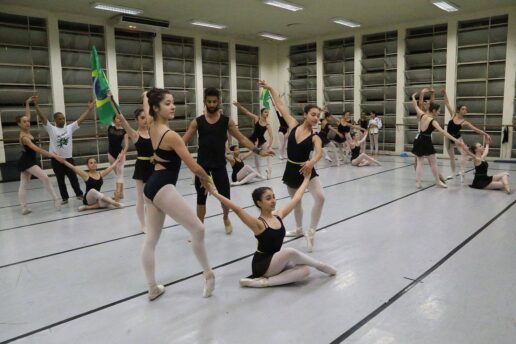 Escola de Dança Teatro Guaíra está com inscrições abertas para 2027