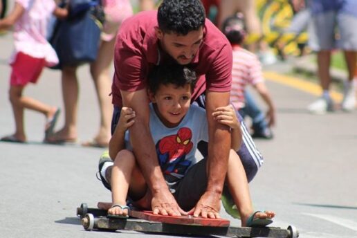 Bora andar de carrinho de rolimã no sábado!