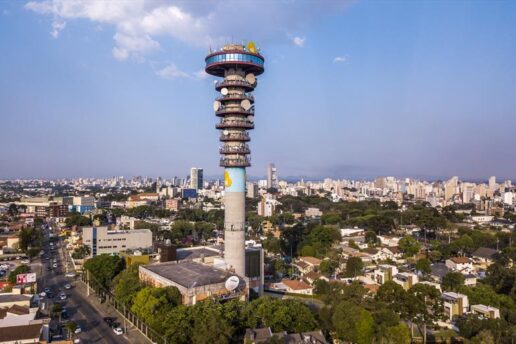 Torre Panorâmica de Curitiba está aberta para visitantes