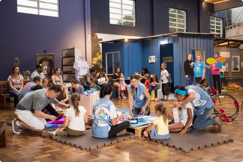 Museu da Vida comemora a Copa do Mundo e o Mês da Conciência Negra