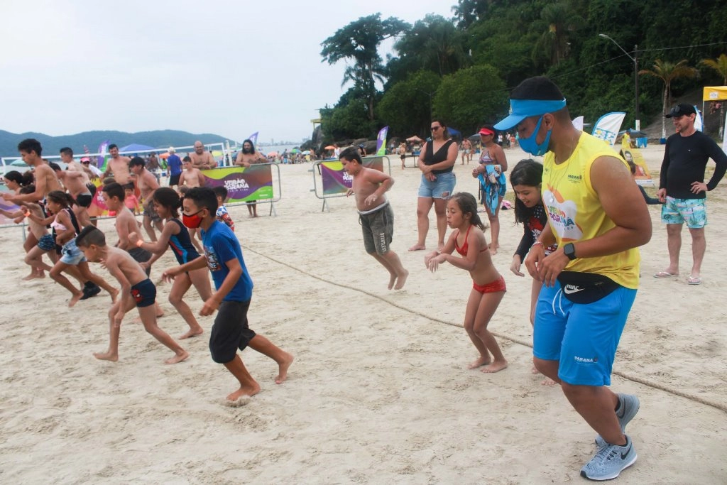 Atividades esportivas dos postos fixos do Verão Maior Paraná