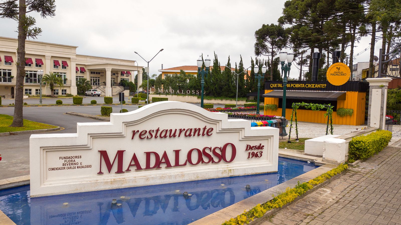 Brinquedos gigantes e gincanas ao ar livre no Madalosso neste sábado