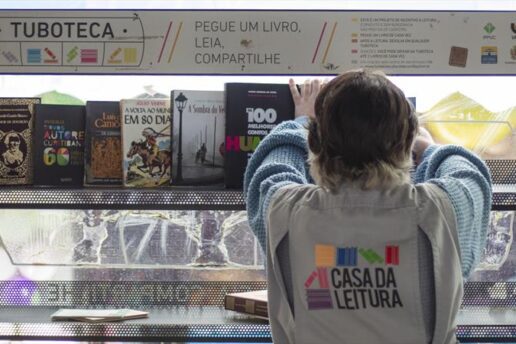 Tubotecas de Curitiba: uma década de livros no transporte coletivo