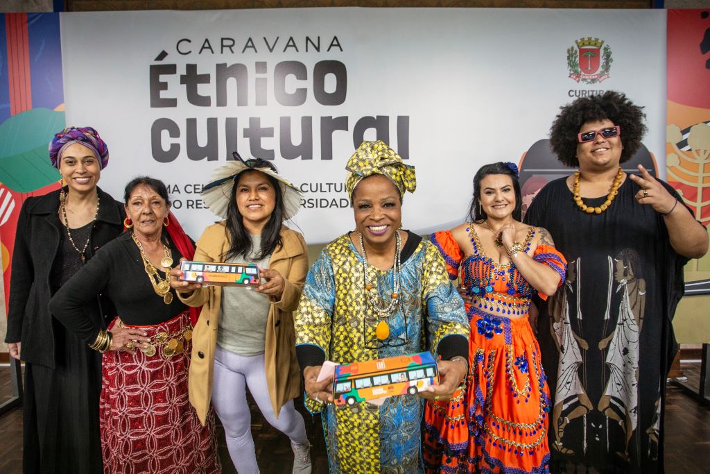 Caravana tnico cultural apresenta programa o art stica contra o