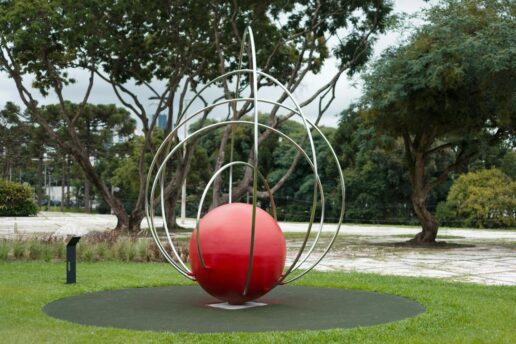 MON ganha parque de esculturas interativas gratuito