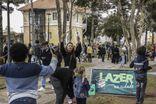 Domingo com brincadeiras nos parques de Curitiba