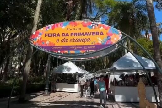 Feirinha da Primavera e da Criança na Praça Osório