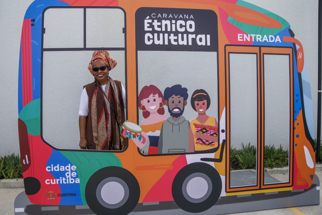 Caravana Étnico-cultural celebra Mês da Consciência Negra