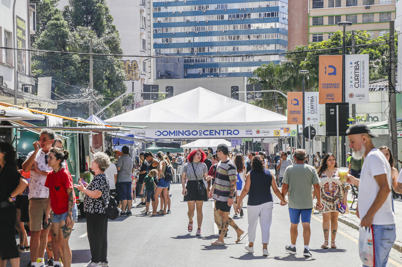 Domingo no Centro reúne atrações juninas e área kids ainda maior