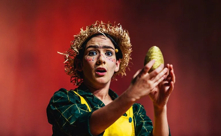 A Bela e a Fera é a próxima peça do festival de teatro: Era uma vez.. Eram duas… Eram três