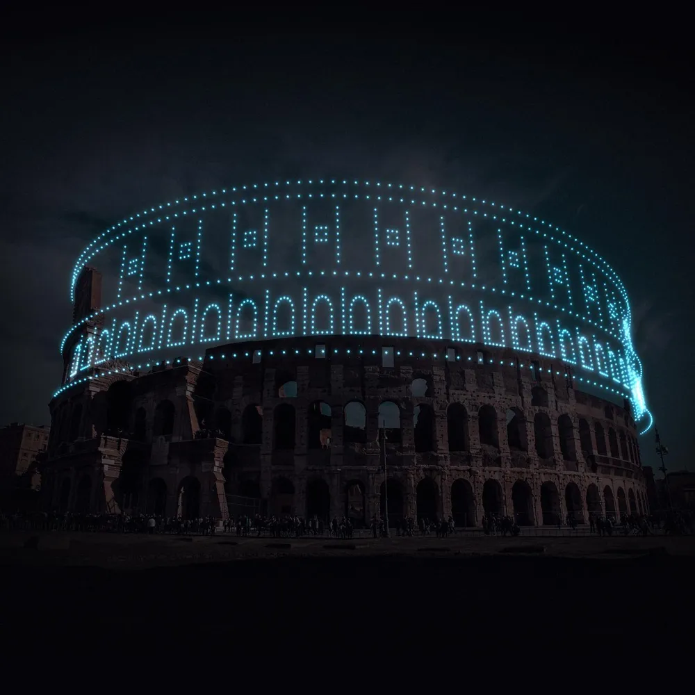 Artistas restauram monumentos históricos com drones