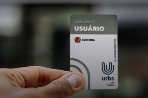 Crianças podem ganhar cartão-transporte infantil