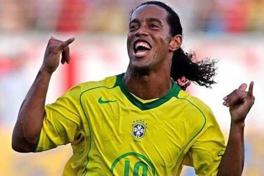 Ronaldinho Gaúcho e ídolos do futebol paranaense realizam partida solidária em Curitiba