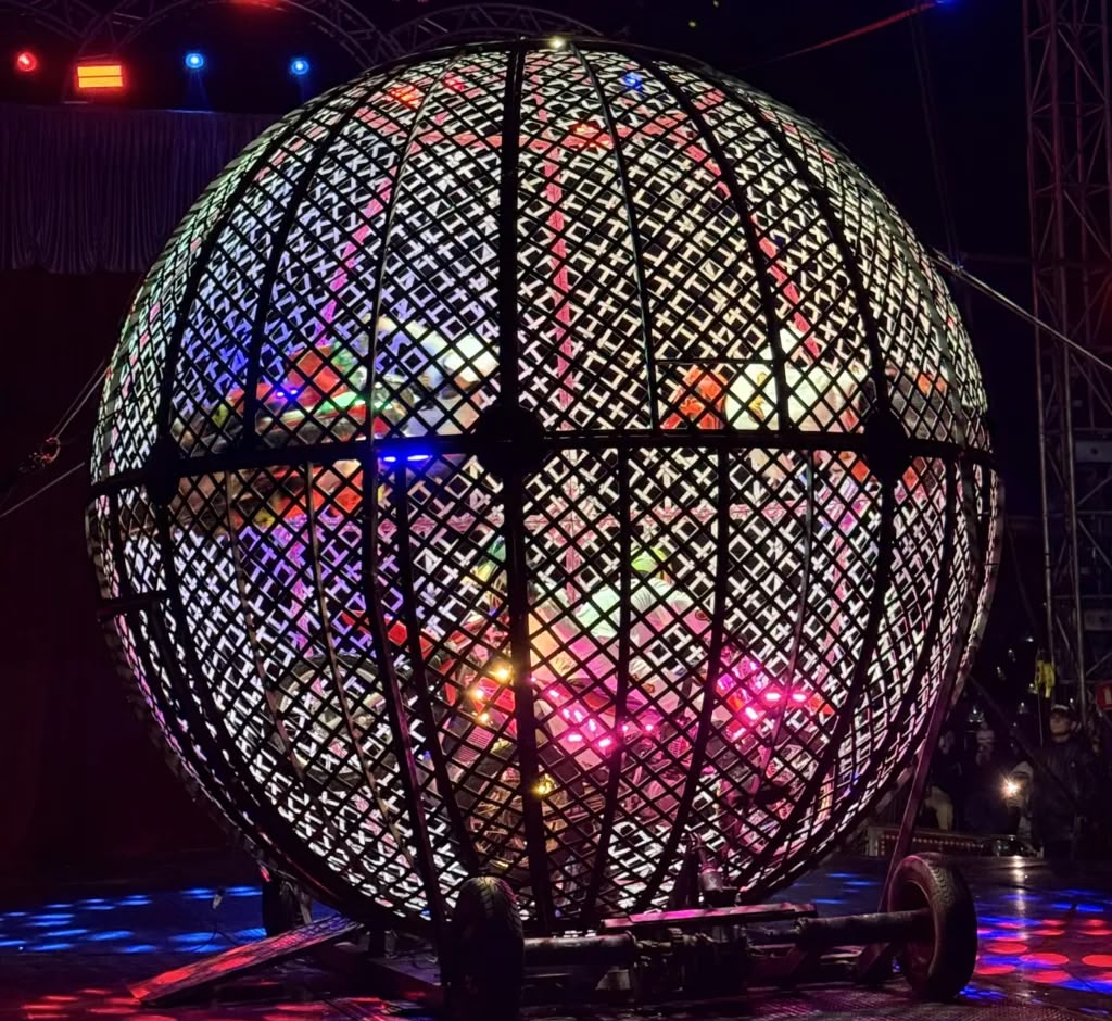 Circo Maximus em temporada em São José dos Pinhais