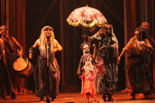 Em Busca do Coração da Terra celebra a infância no Teatro Regina Vogue